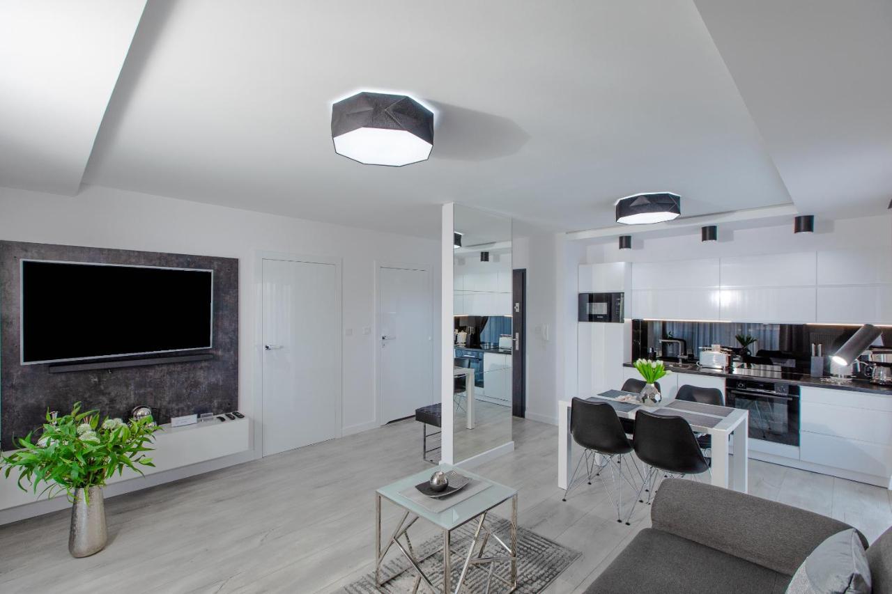 Apartament Linia Komfortu Gardenia Dziwnow Z Widokiem Na Morze Epapartamenty المظهر الخارجي الصورة