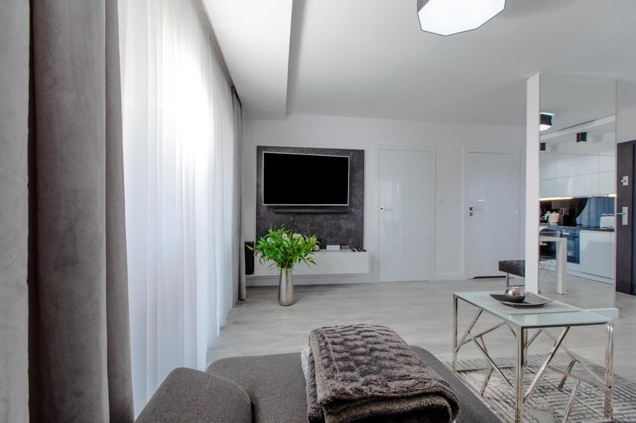 Apartament Linia Komfortu Gardenia Dziwnow Z Widokiem Na Morze Epapartamenty المظهر الخارجي الصورة