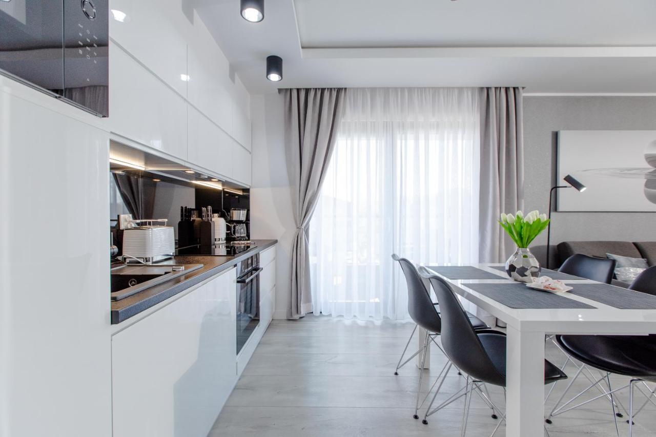 Apartament Linia Komfortu Gardenia Dziwnow Z Widokiem Na Morze Epapartamenty المظهر الخارجي الصورة