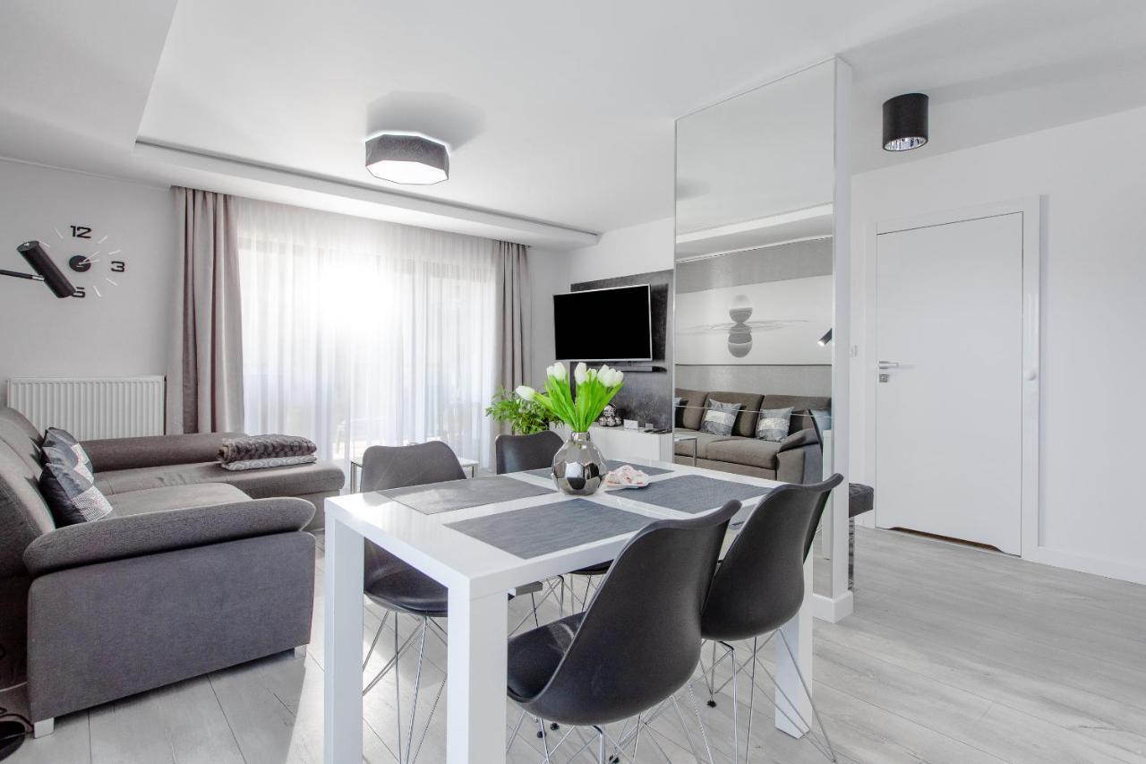 Apartament Linia Komfortu Gardenia Dziwnow Z Widokiem Na Morze Epapartamenty المظهر الخارجي الصورة