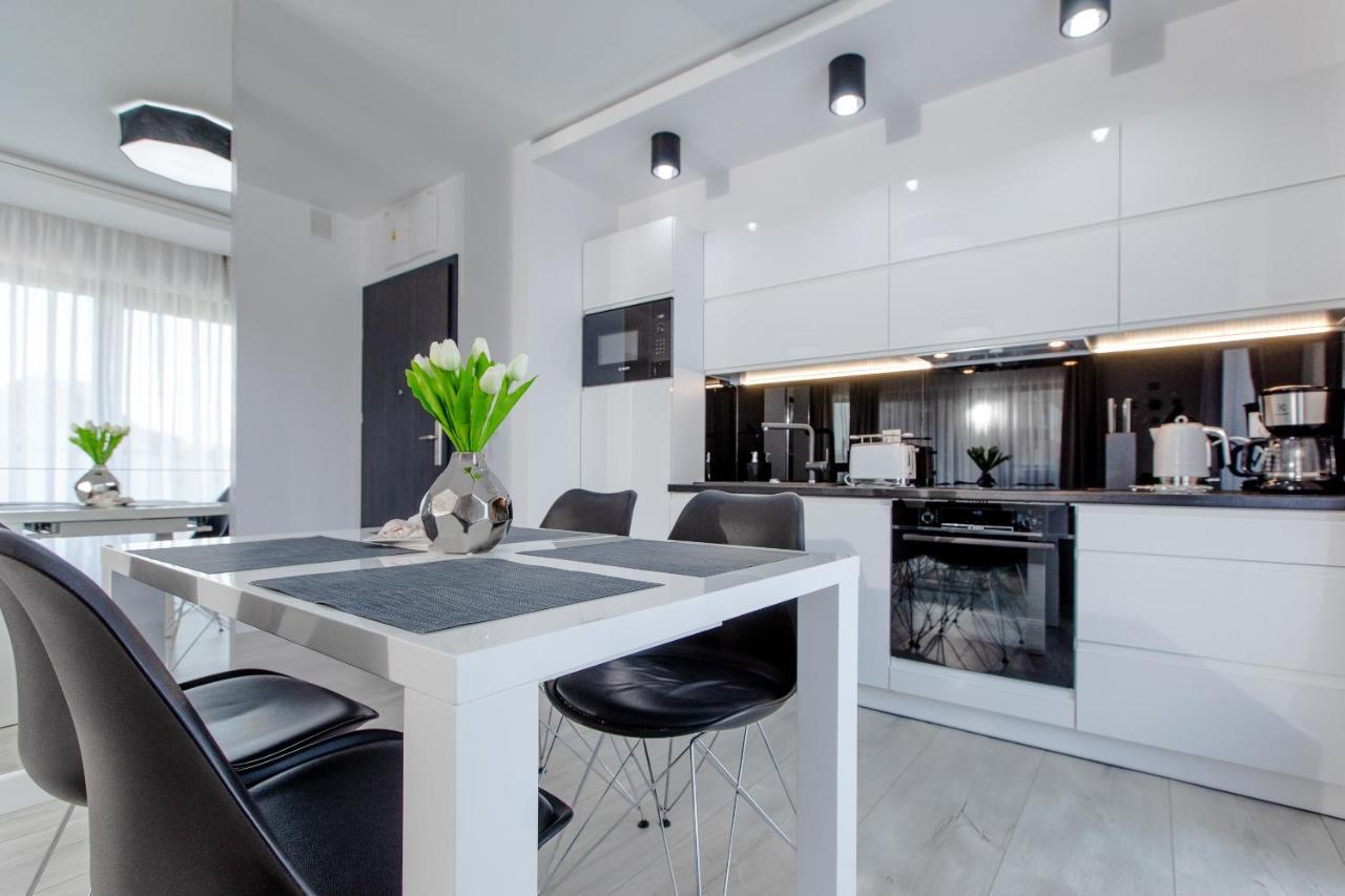 Apartament Linia Komfortu Gardenia Dziwnow Z Widokiem Na Morze Epapartamenty المظهر الخارجي الصورة