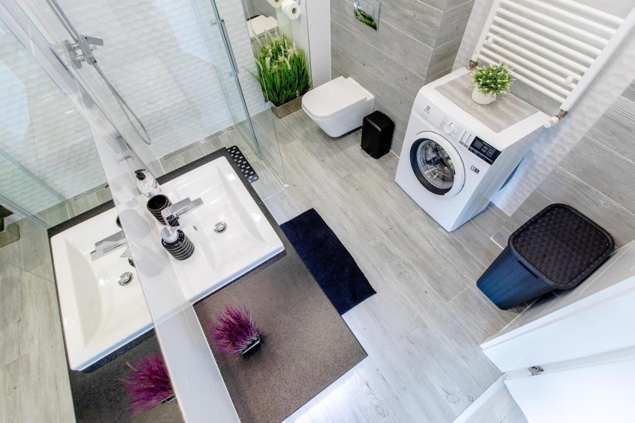 Apartament Linia Komfortu Gardenia Dziwnow Z Widokiem Na Morze Epapartamenty المظهر الخارجي الصورة